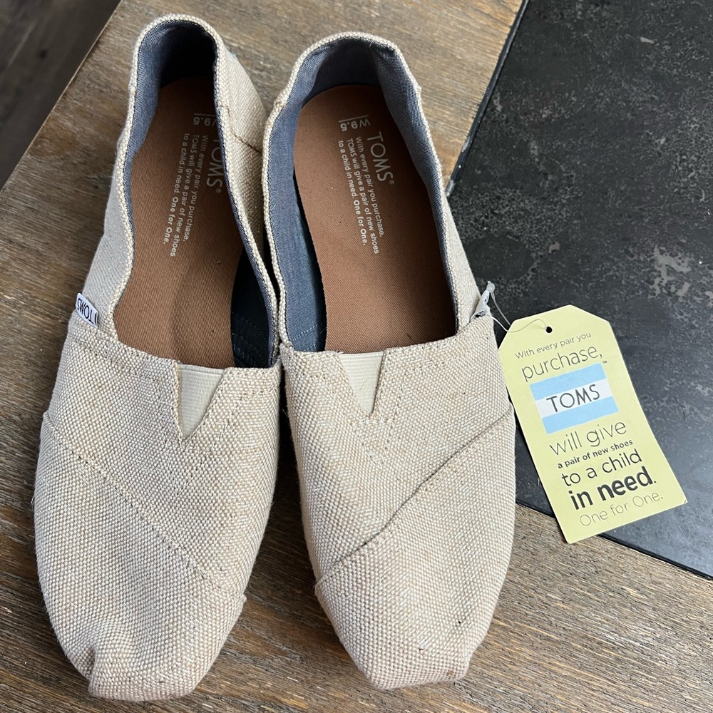 TOMS Natural Canvas Espadrilles